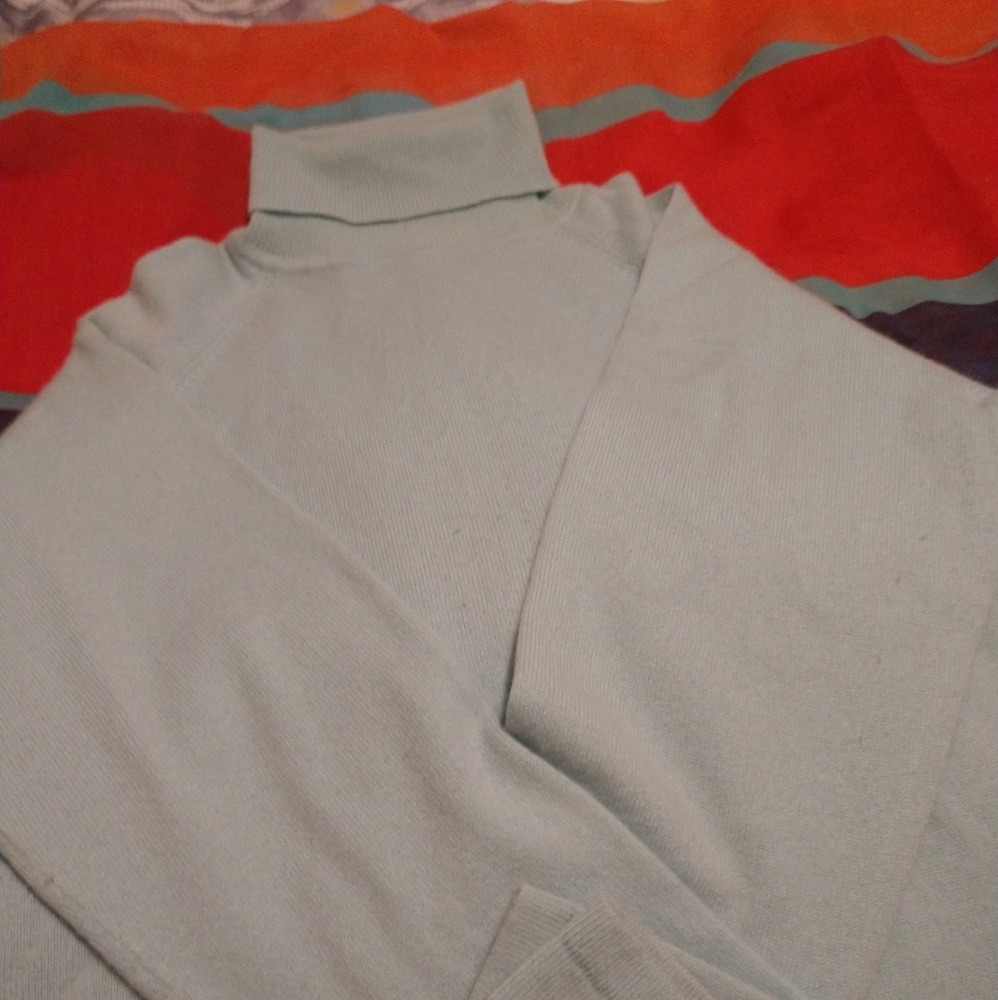 Marshall Fields Cashmere Sweater